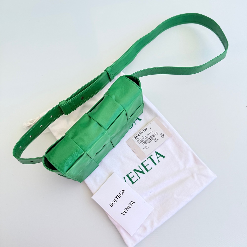 Bottega Veneta Cassette Belt Bag Parakeet Green Maxi Intrecciato Leather 651053 - Picture 3 of 14